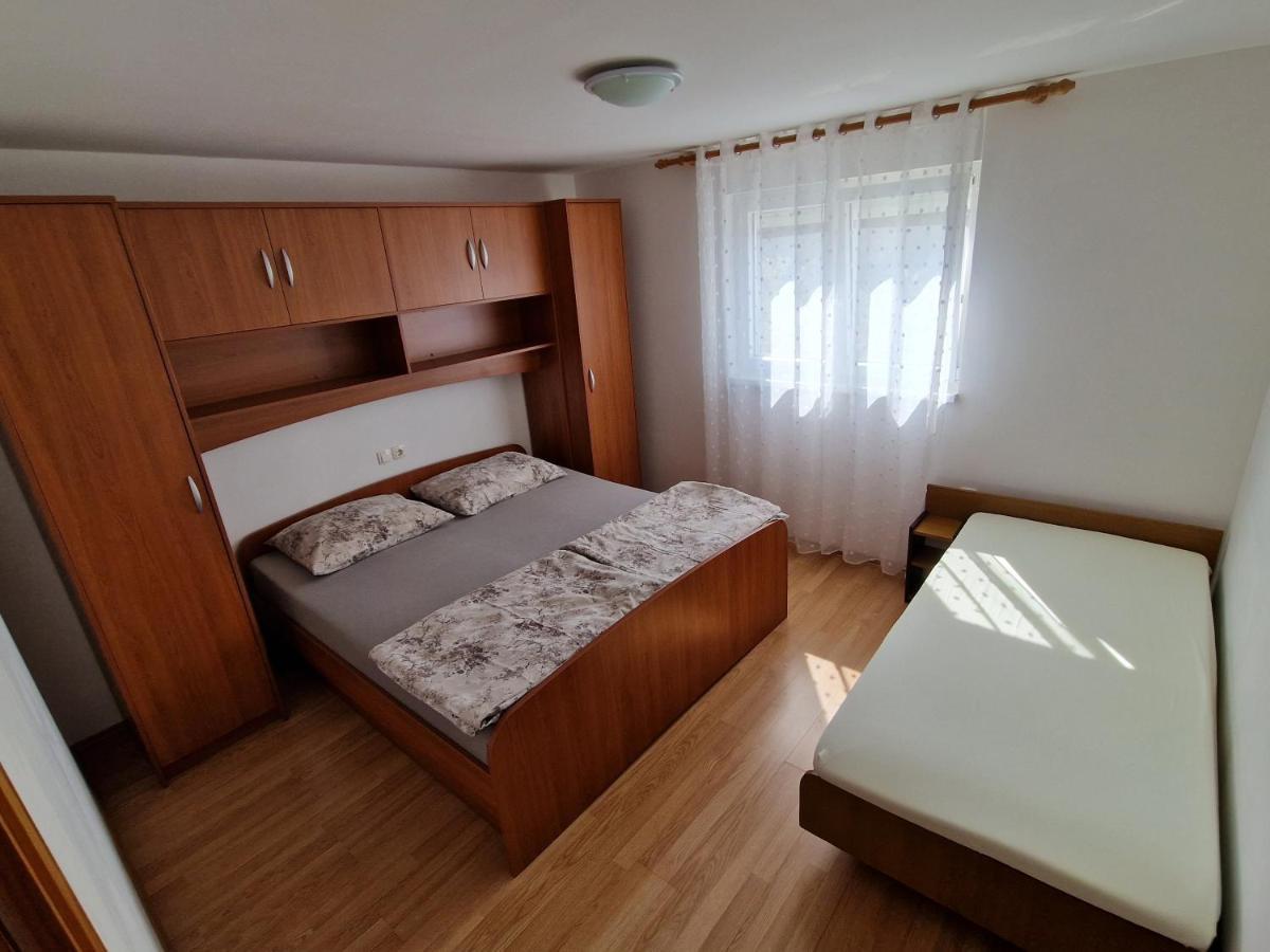 Seaside Apartments With A Swimming Pool Barbat, Rab - 4951 Barbat na Rabu Exterior foto